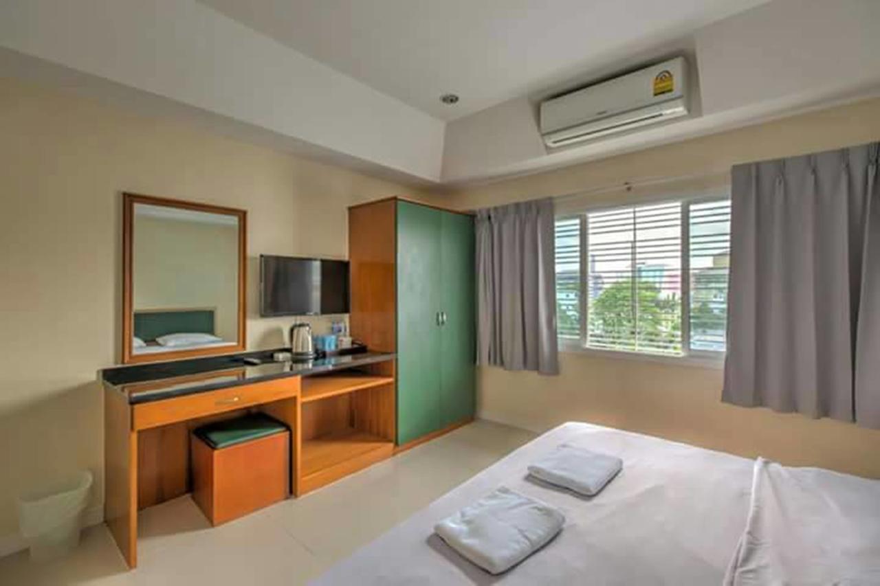 Shivani Residence Паттайя Экстерьер фото